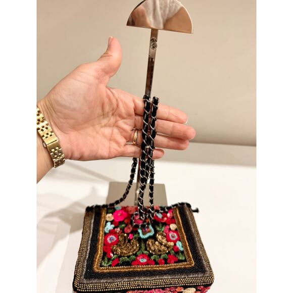 Zara Swans Embroidered Beaded/Sequin Shoulder Bag with Chain Strap Black Multi - Picture 9 of 12